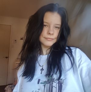 Meet your Posher, Laurie